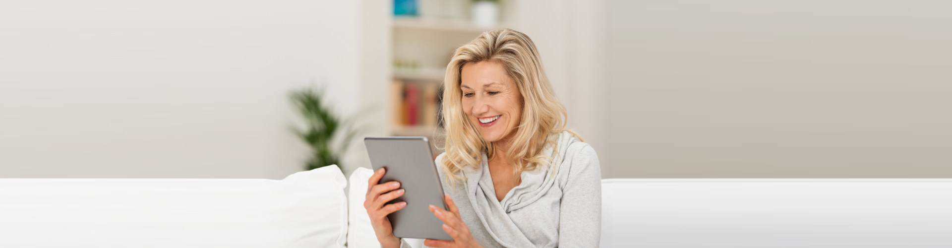 woman using her ipad